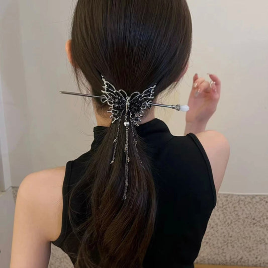 Liquid Butterfly Tassel Hairpin