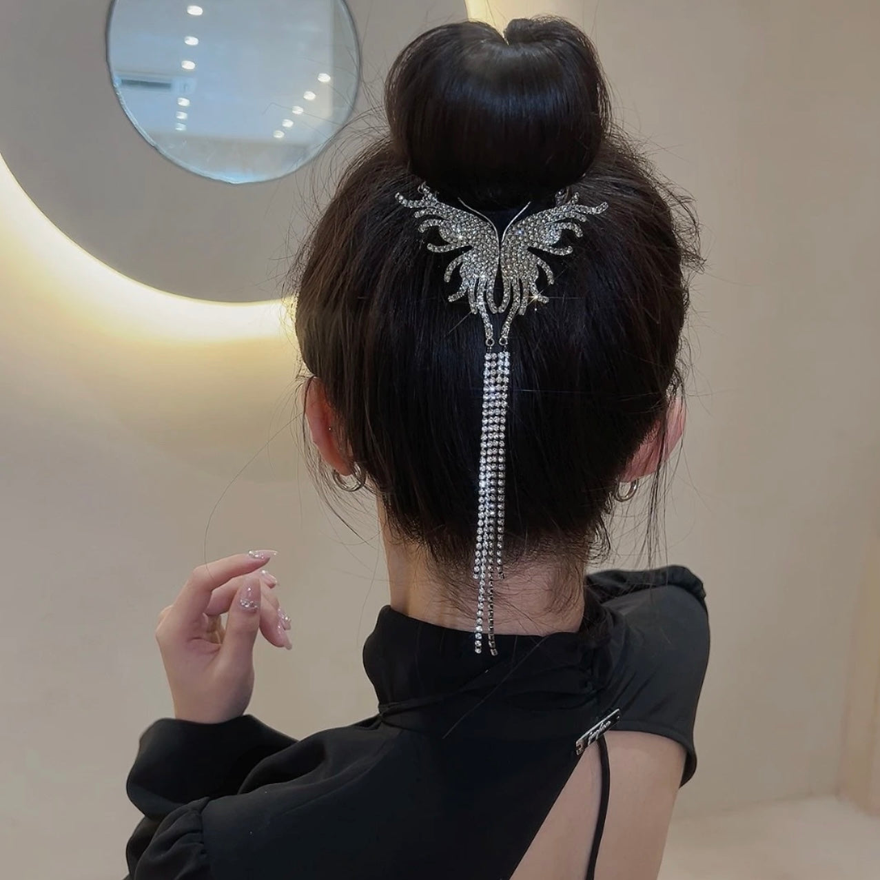 Butterfly Tassel Ball Buckle