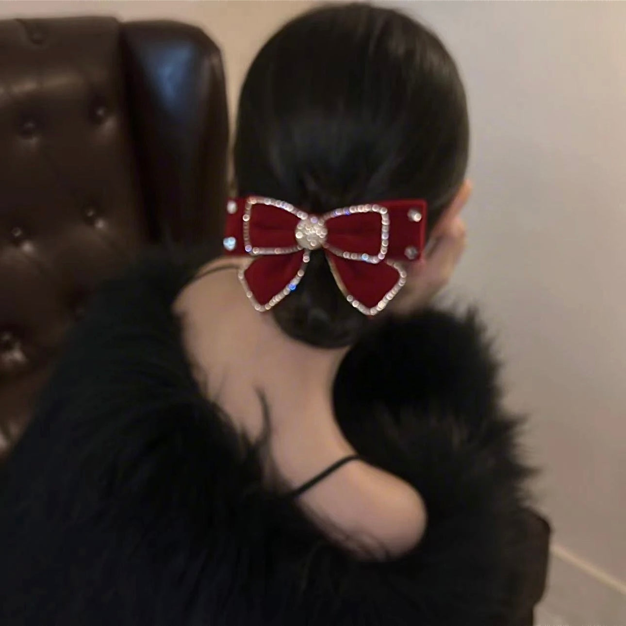 Vintage velvet bow hair clip