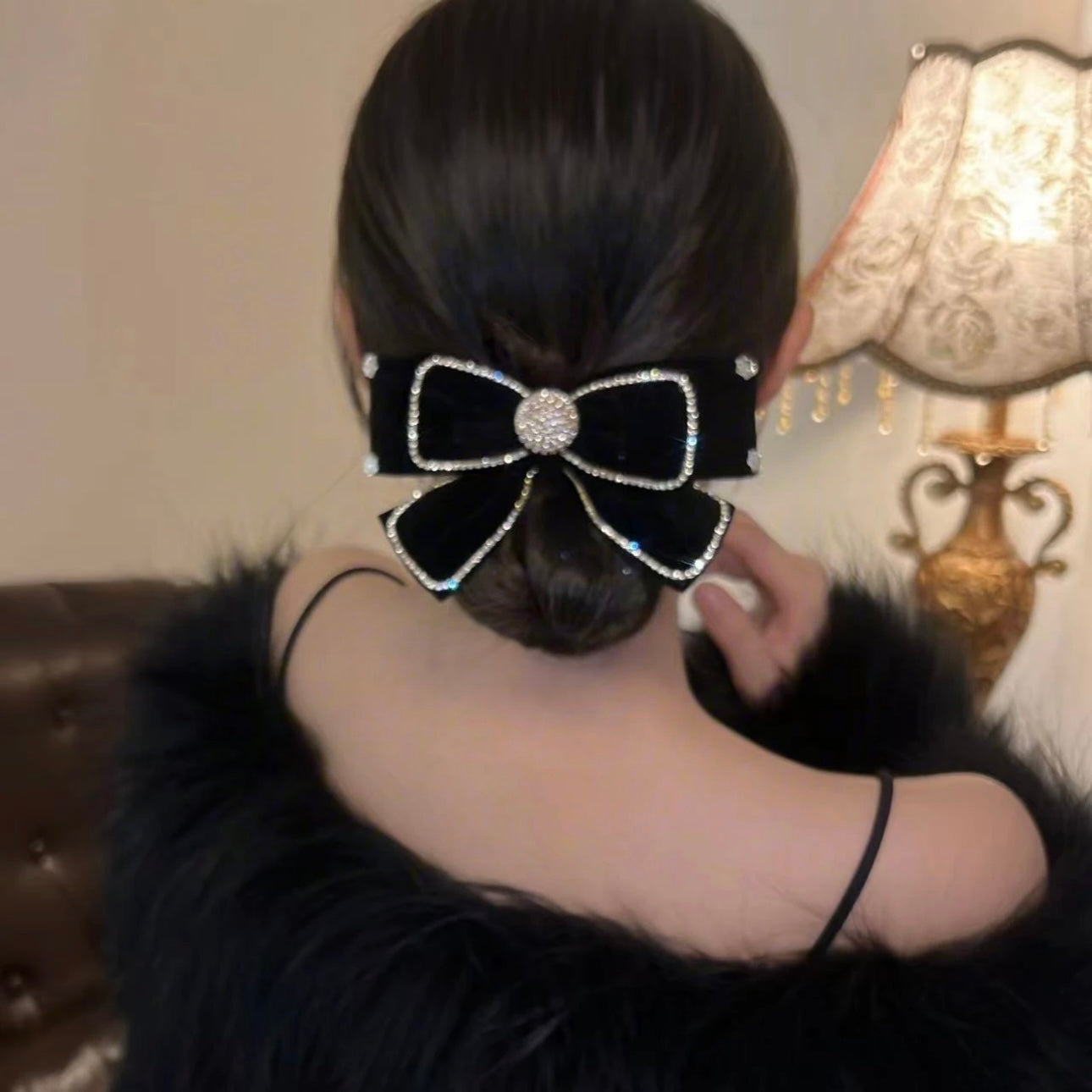 Vintage velvet bow hair clip