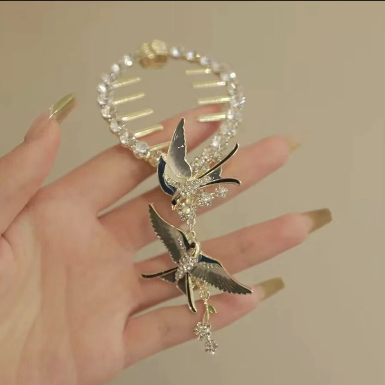 Rhinestone Swallow Tassel Hair Clip