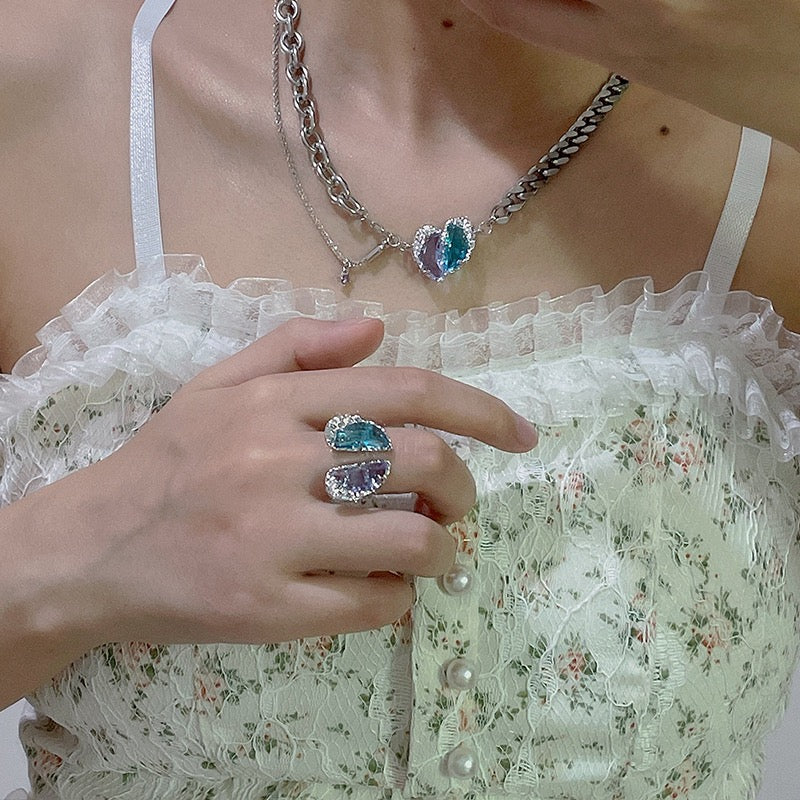 Contrasting Gemstone Heart Panel Necklace