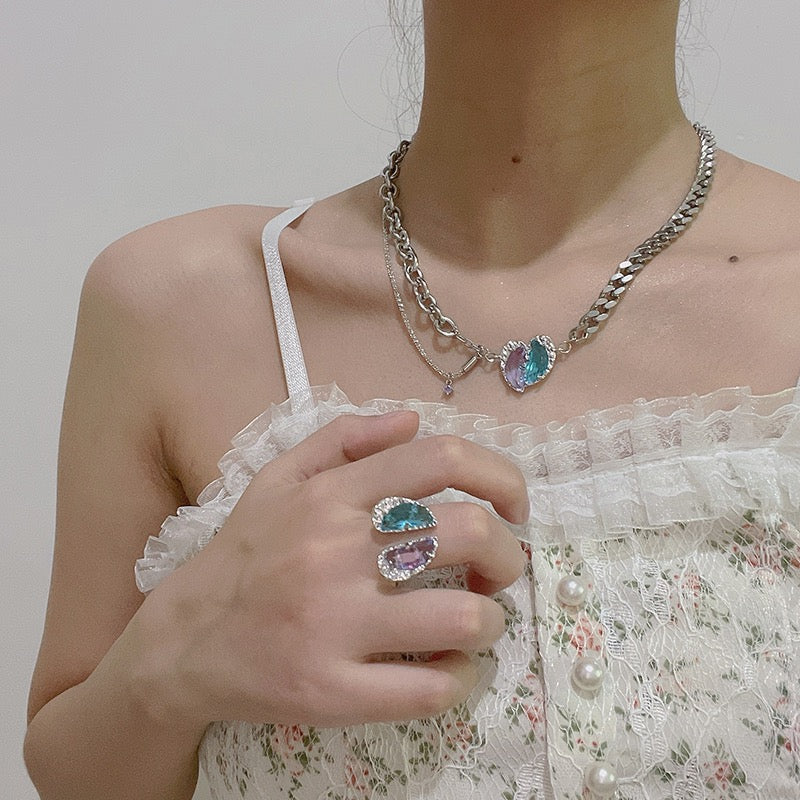 Contrasting Gemstone Heart Panel Necklace