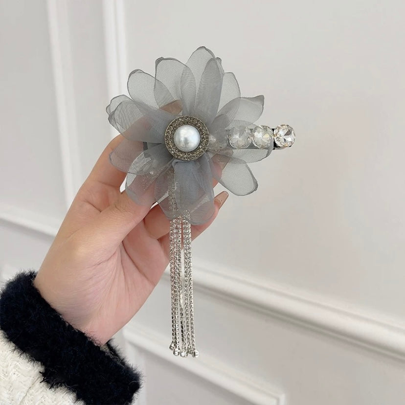 Flower Pearl Tassel Hair Clip