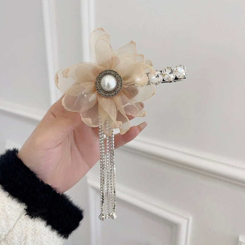 Flower Pearl Tassel Hair Clip