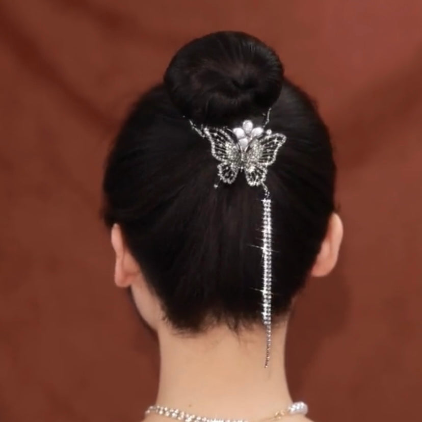 Pearl Rhinestone Butterfly Tassel Hair Clip
