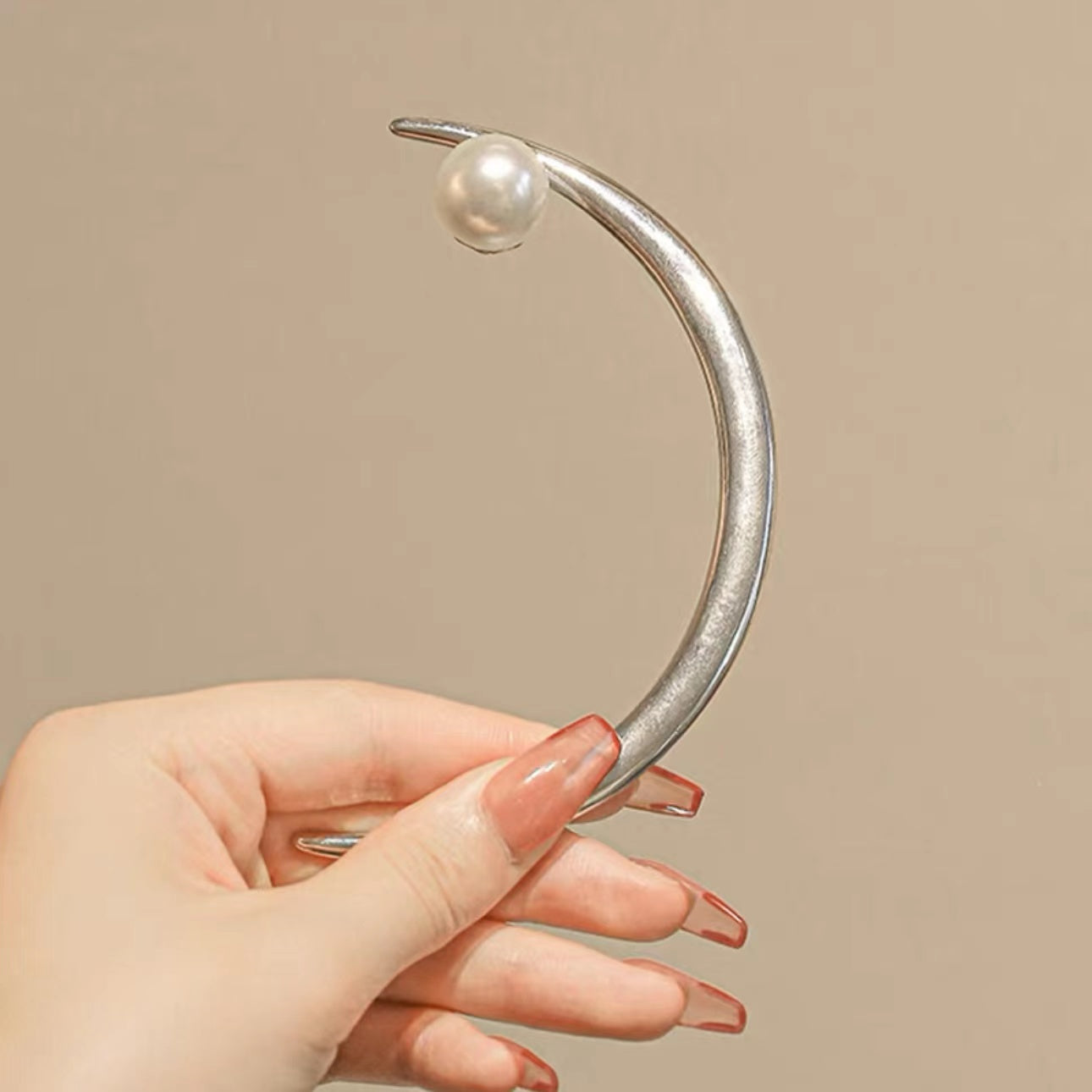Half Moon Hairpin