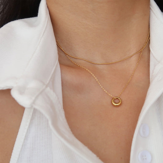 Irregular Circle Necklace