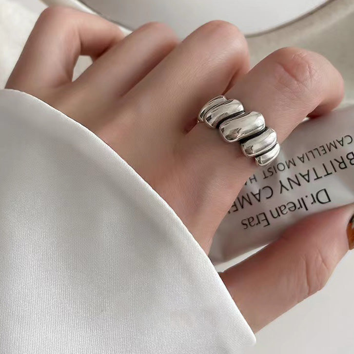 Croissant Adjustable Ring
