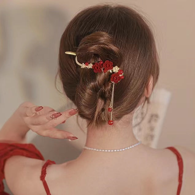 Plum Blossom Tassel Hair Clip