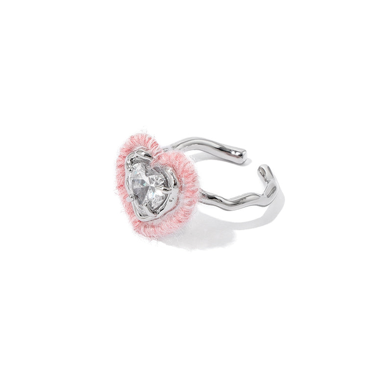 Plush Heart Zircon Ring