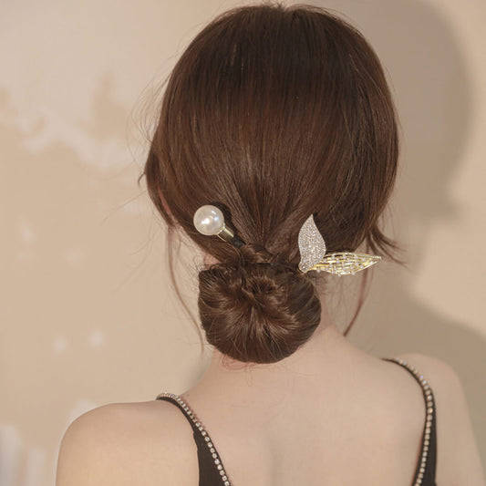 Pearl Fishtail Magic Twist Clip