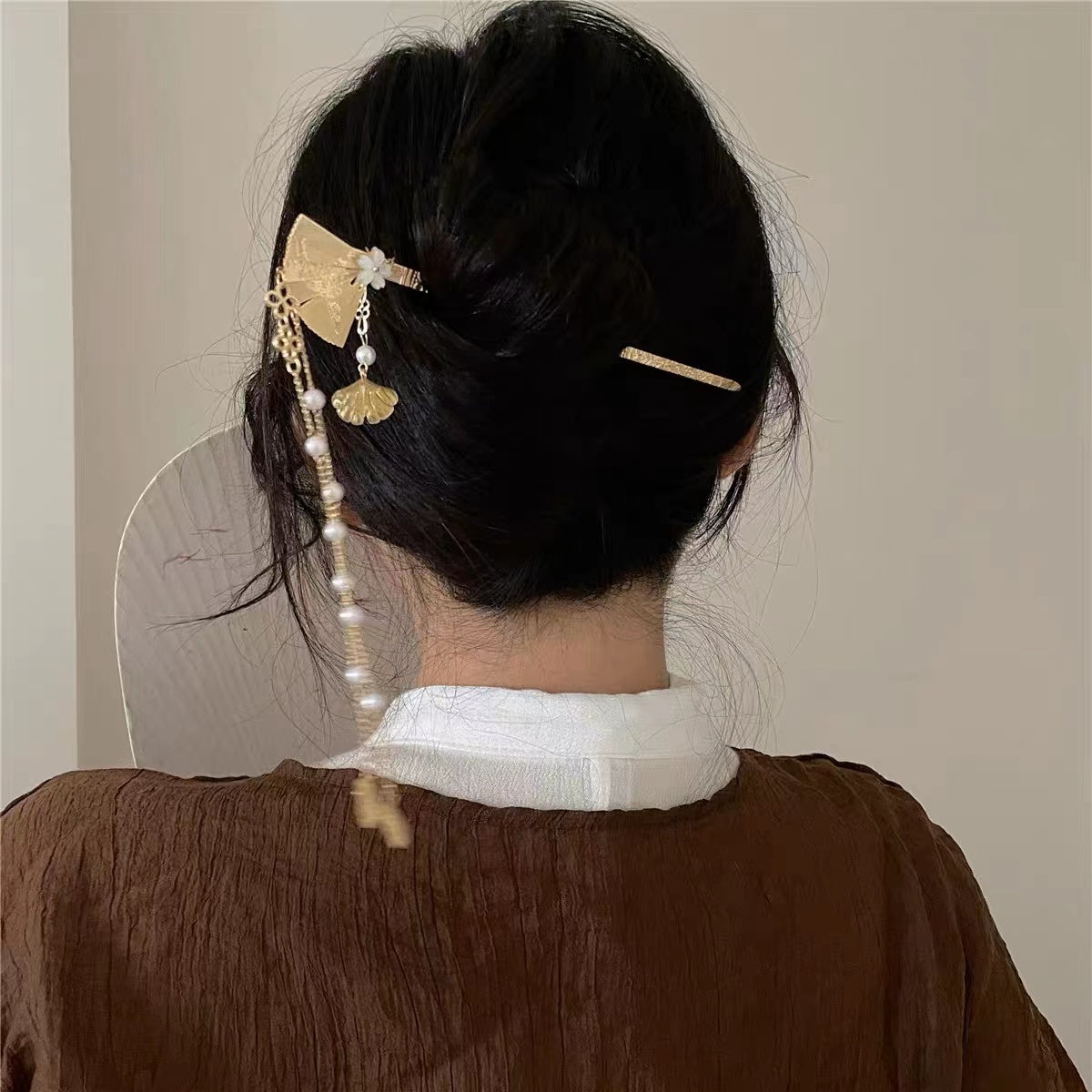 Fan Flower Tassel Hair Clip