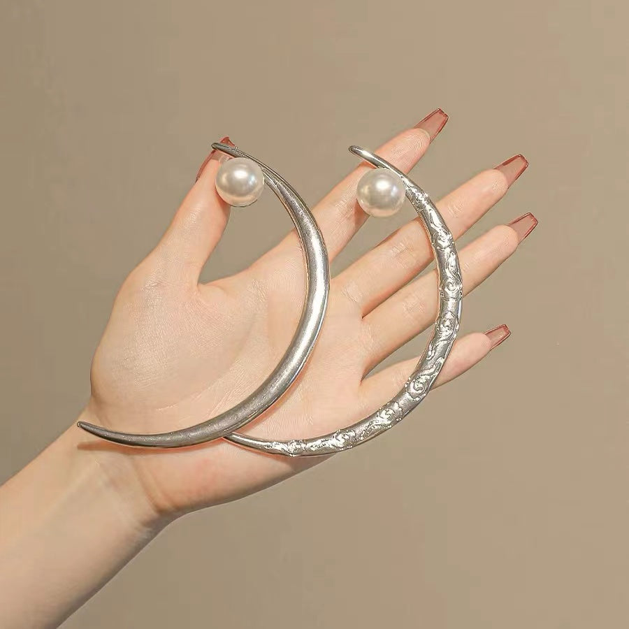Half Moon Hairpin