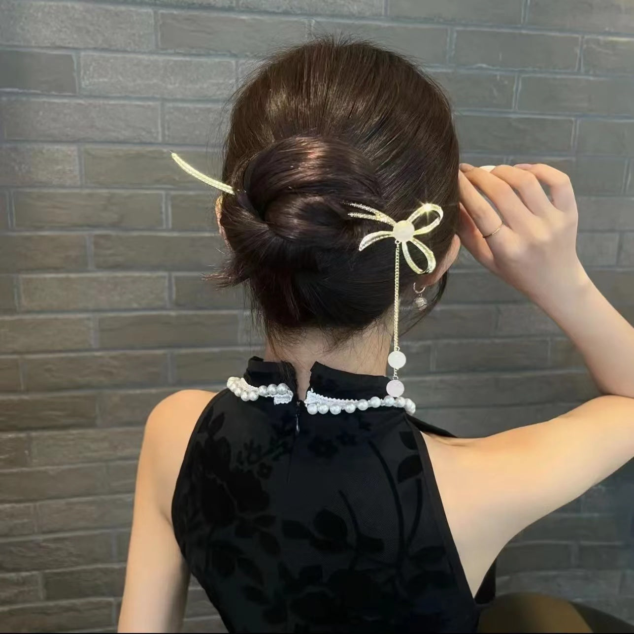 Bow Tassel Hair Clip