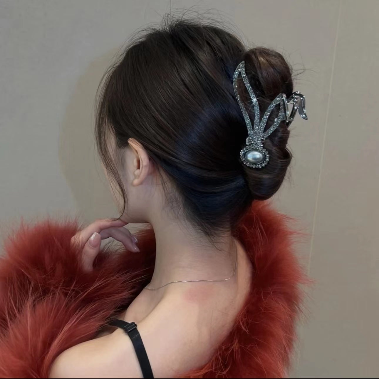 Rabbit Masonry Hair Clip