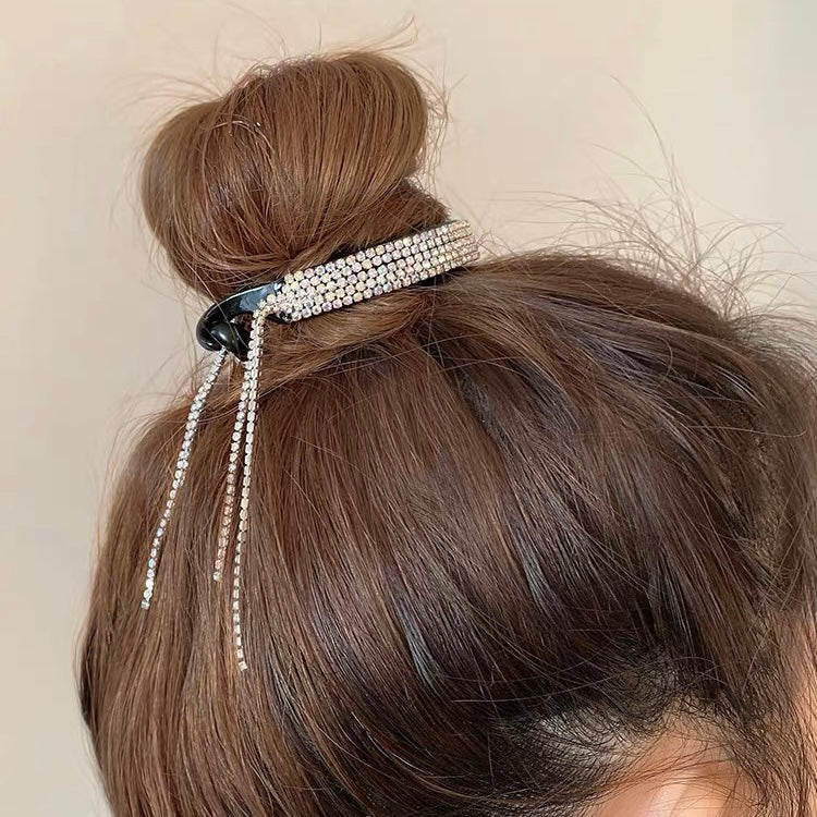 Circle Masonry Tassel Hair Clip
