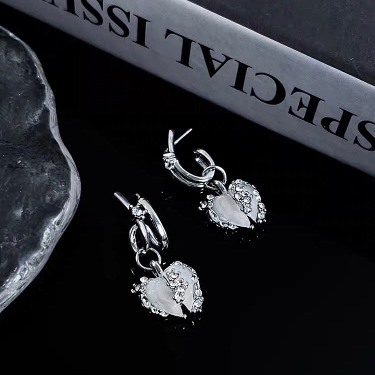 Heartbreak Earrings