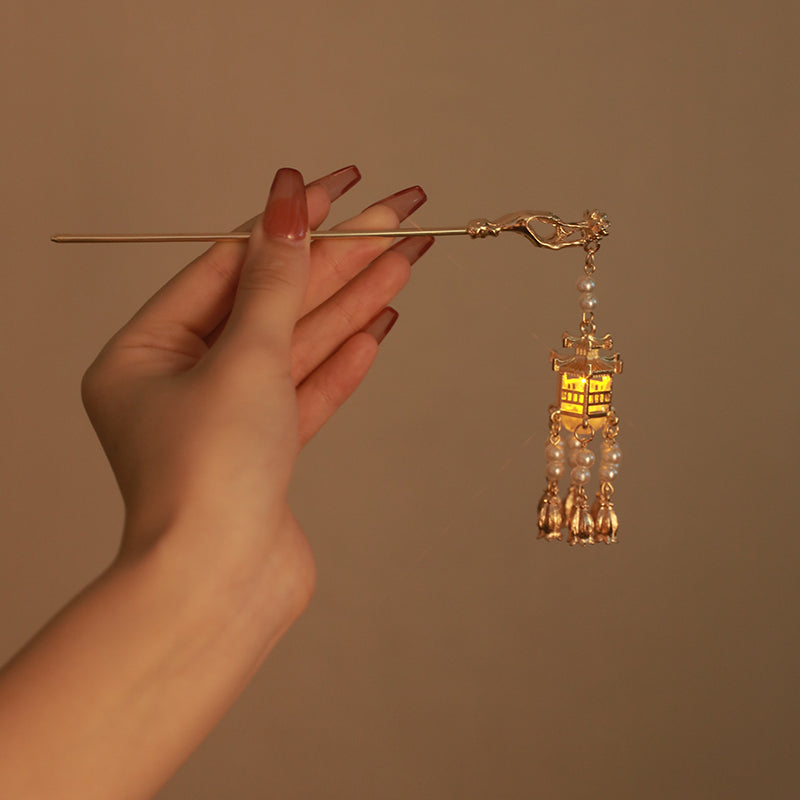 Lantern Hair Clip