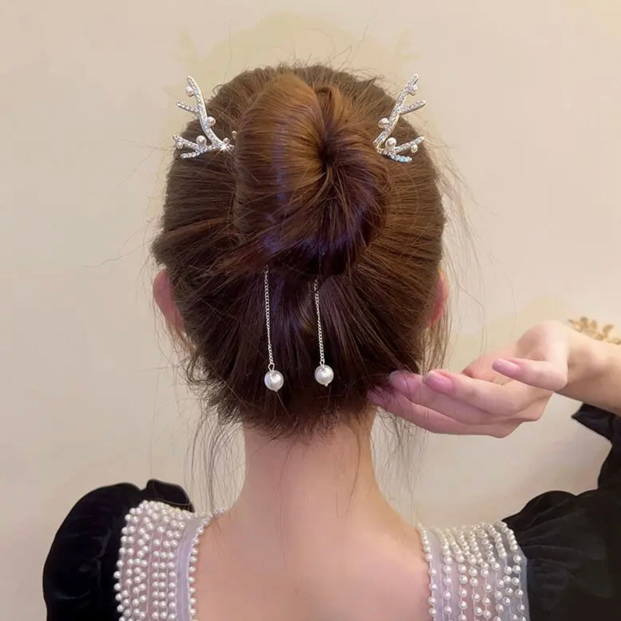 Tassel Bead Hair Clip