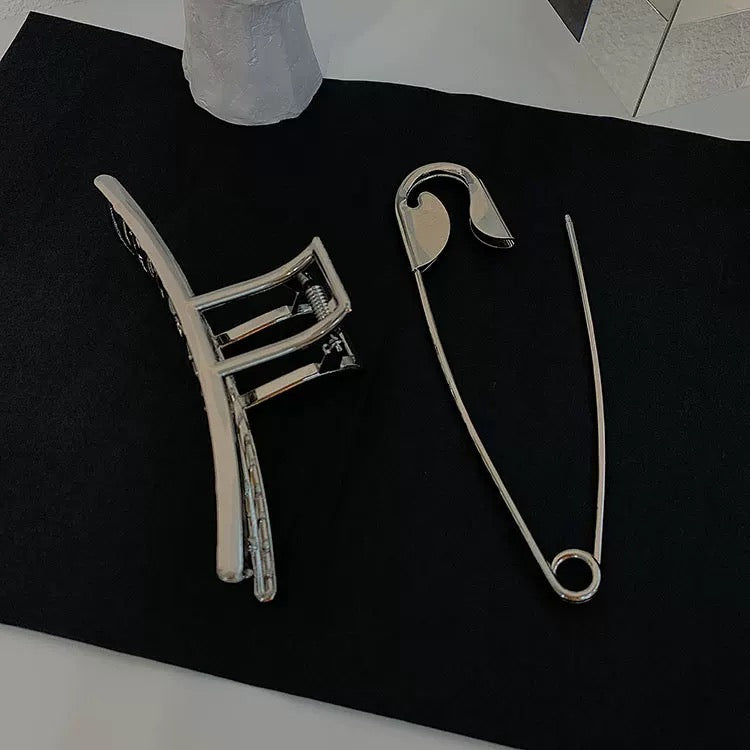 Large pin hairpin