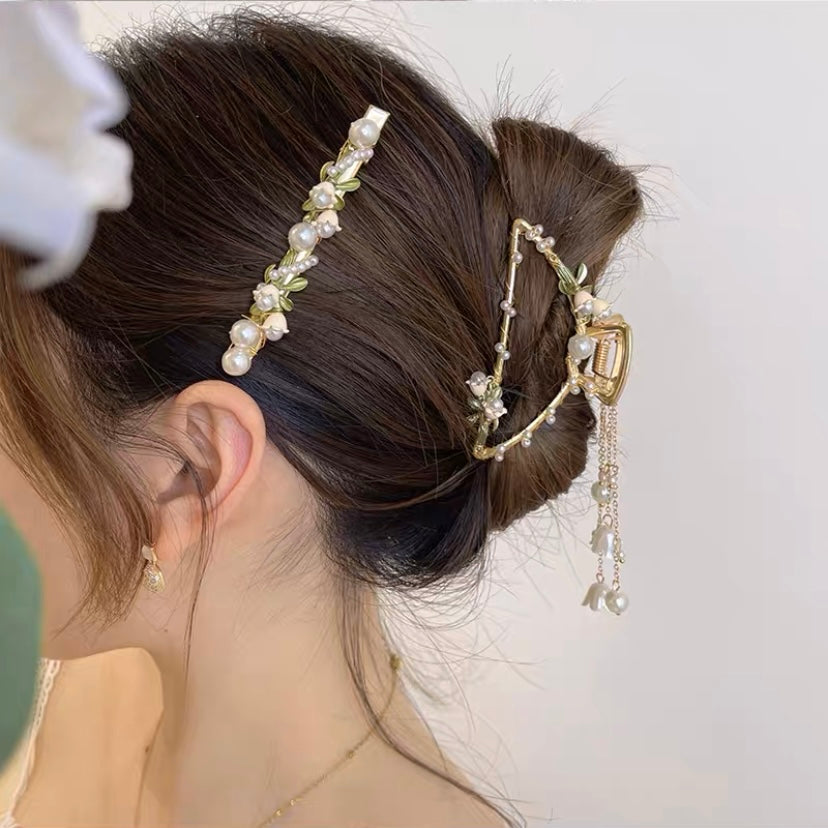 Lily of the Valley Pearl Hair Clip