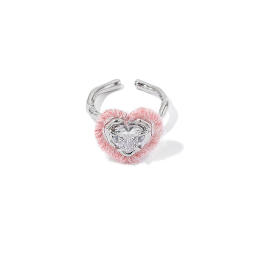Plush Heart Zircon Ring